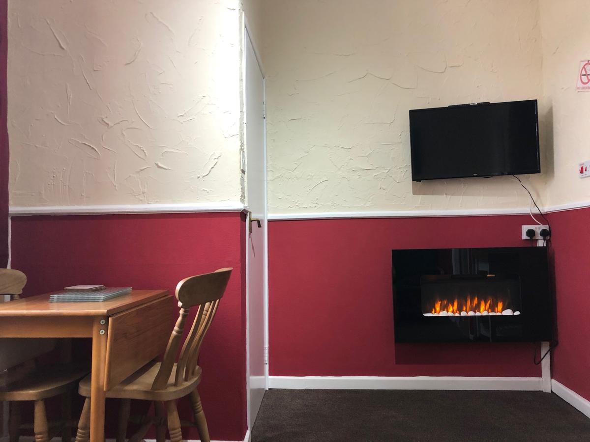 Lindisfarne - Families & Couples Only Appartamento Blackpool